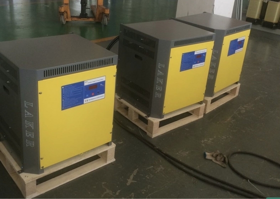 Rettificatore a diodo caricabatterie per carrelli elevatori automatici Industrial SCR 72V/80A Disponibile