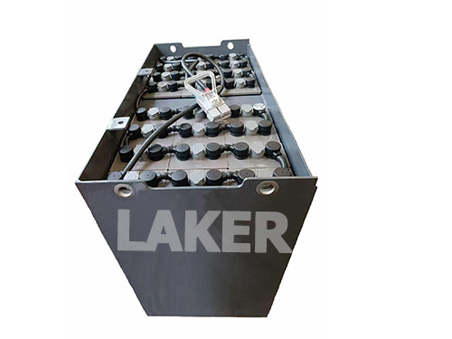 Batteria di trazione per carrelli elevatori personalizzata 24V 48V 80V 600Ah 720Ah Batteria di trazione a piombo acido
