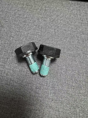 Fabbricazione in cui il materiale utilizzato è costituito da una parte di una parte di una parte di una parte di una parte di una parte di una parte di una parte di una parte di una parte di una parte di una parte di una parte di una parte di un'altra.