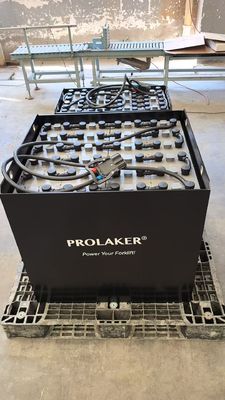 Batteria di trazione per carrelli elevatori al piombo-acido a bassa manutenzione da 48V 600Ah