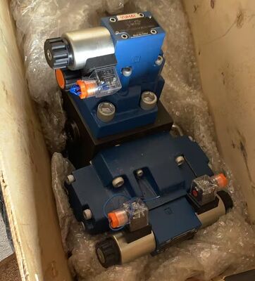 Macchina per il montaggio e lo smontaggio di pneumatici su misura 500 tonnellate Press-on Solid Tire Press Machine 11KW 480V con trasformatori, interruttori e contattori CHINT