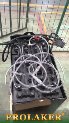 VENDITORE AMBULANTE Equivalent di Made Forklift Battery 24v 560AH 4Pzs560 del sarto