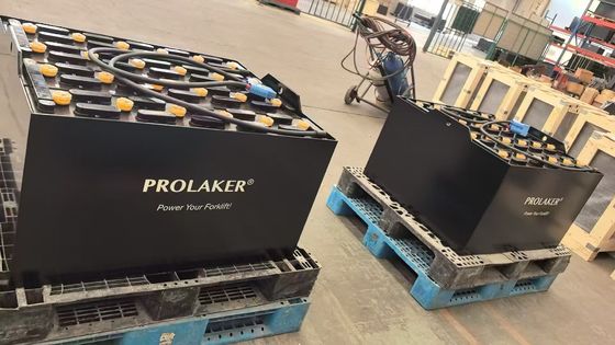 Batteria per carrello elevatore al piombo-acido 48V 220Ah per TCM FRB10.13-7